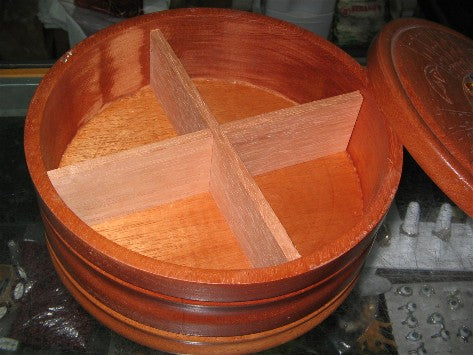 Batea de Orula con divisiones- Cedar Orunmila Batea with four Division